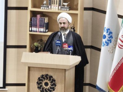 کتابخانه‌ها خط مقدم مقابله با جنگ فرهنگی دشمن هستند