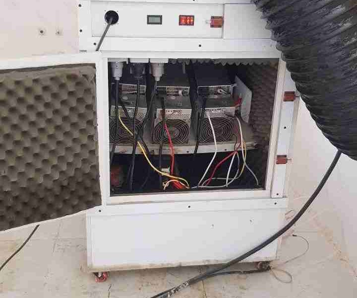 کشف هفت دستگاه ماینر غیرمجاز در ملکشاهی 