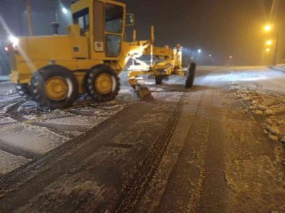 ۷۷۲ کیلومترباند از جاده‌های ایلام برف‌روبی شد/تردد در تمامی مسیرها جریان دارد