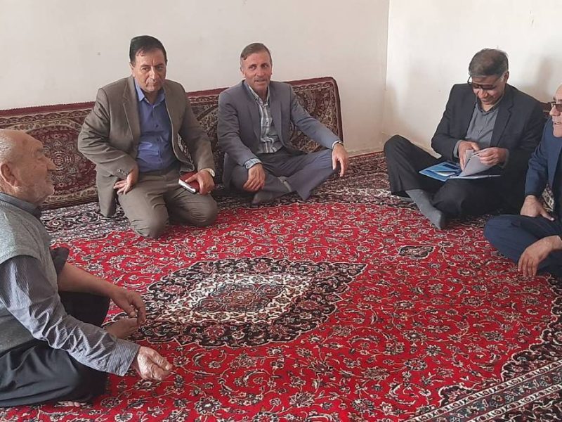 پرداخت ۴۱۱ فقره وام قرض‌الحسنه به خانواده‌های نیازمند ایلامی