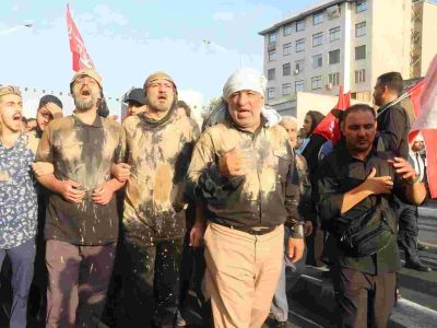 گزارش تصویری/محبوبیت قائد شهید و قدرشناسی ملت ایران 