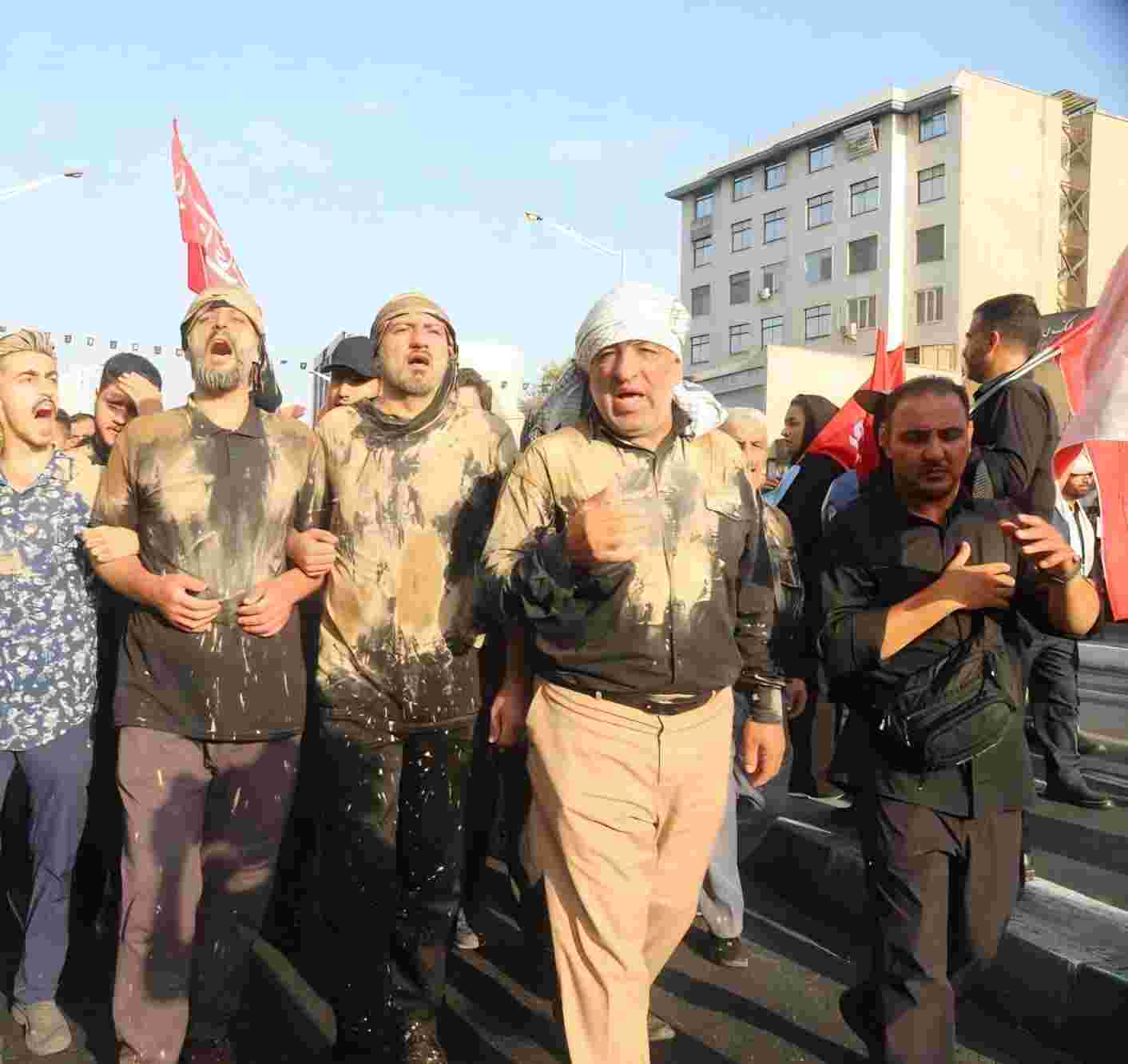 گزارش تصویری/محبوبیت قائد شهید و قدرشناسی ملت ایران 