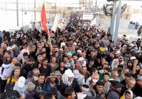 در شبانه روز گذشته بیش از ۲۲۰ هزار زائر از مرز مهران تردد کردند 
