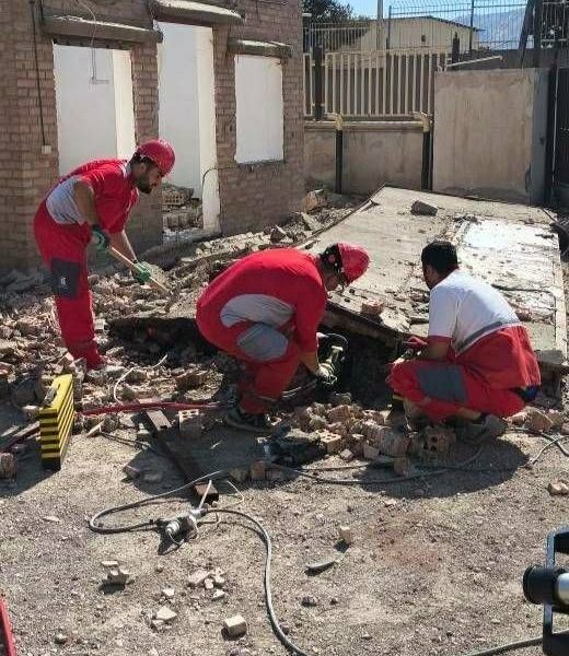 ریزش آوار در هفت‌چشمه/یک کشته و یک مصدوم بر جای گذاشت